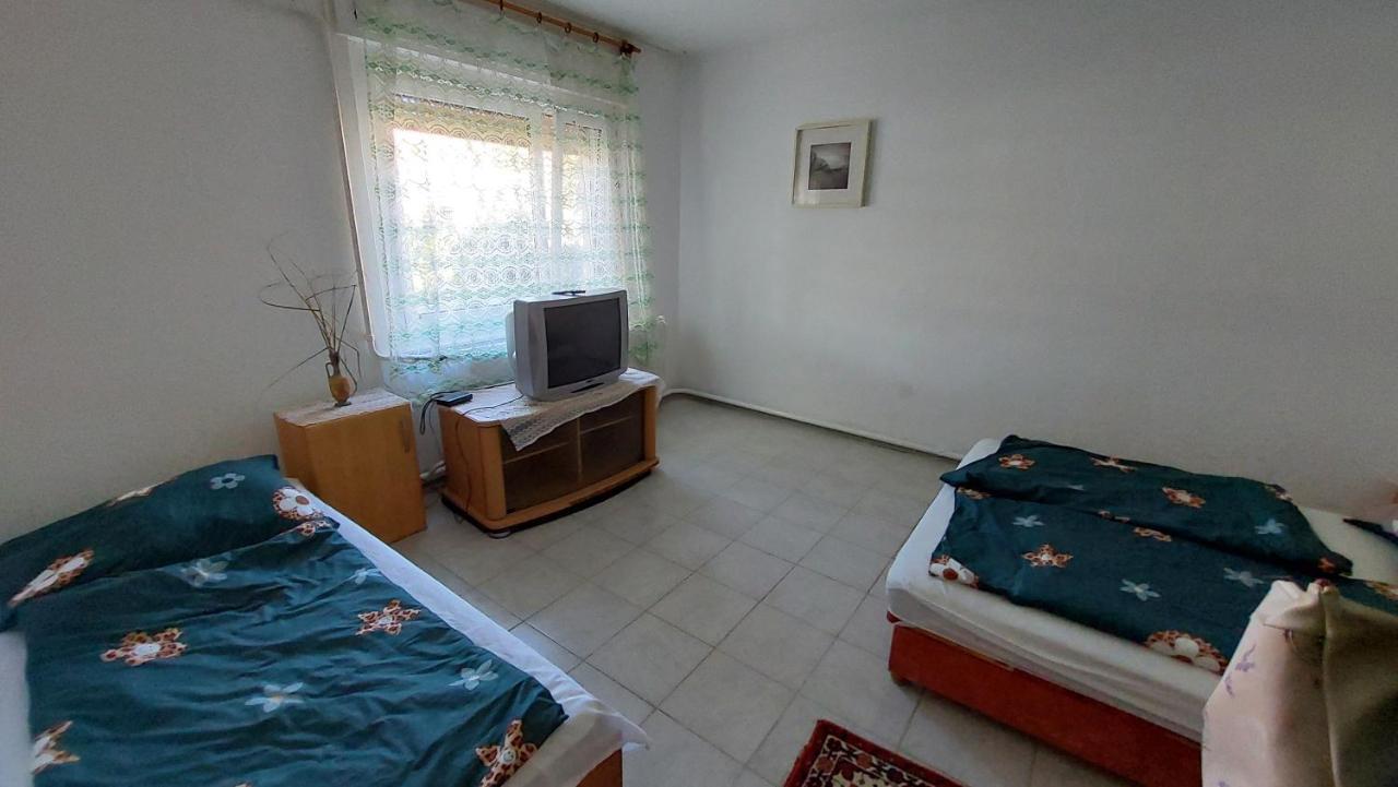 Malom Tavi Vendeghaz Tapolca Hotel Екстериор снимка